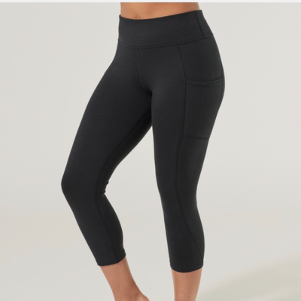 Cropped Pocket Leggings